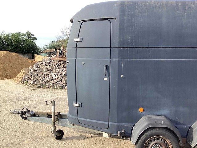 2001 westfalia 120882f paardentrailer - afbeelding 12 van  14