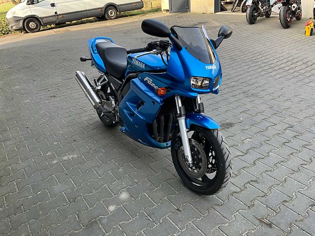 2001 yamaha fazer 600 motorfiets - afbeelding 12 van  17