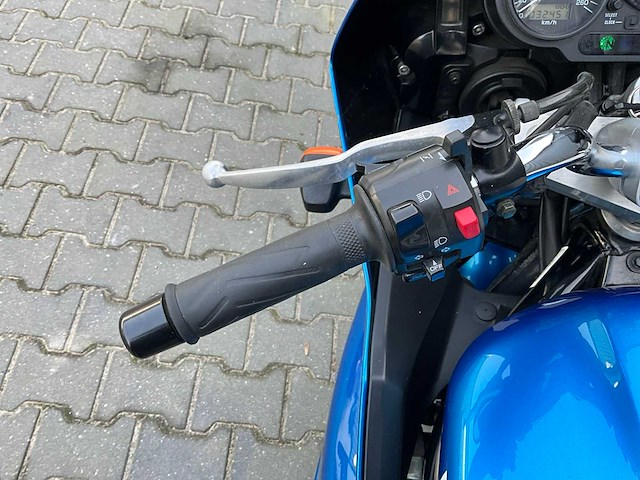 2001 yamaha fazer 600 motorfiets - afbeelding 14 van  17