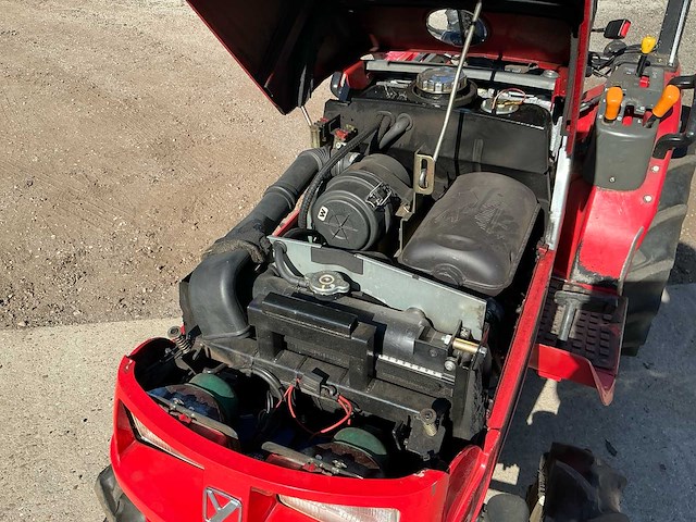 2001 yanmar ke-100 compacttractor - afbeelding 22 van  23