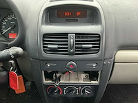 2002 - renault - clio - 1.4-16v expression - personenauto - afbeelding 8 van  12