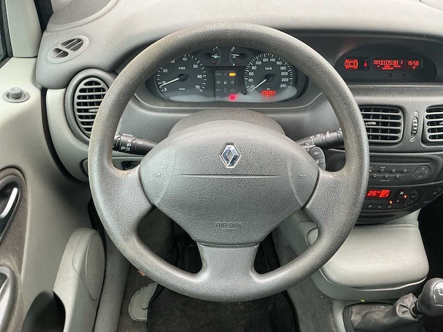 2002 - renault - scénic - 1.6-16v authentique - personenauto - afbeelding 10 van  12