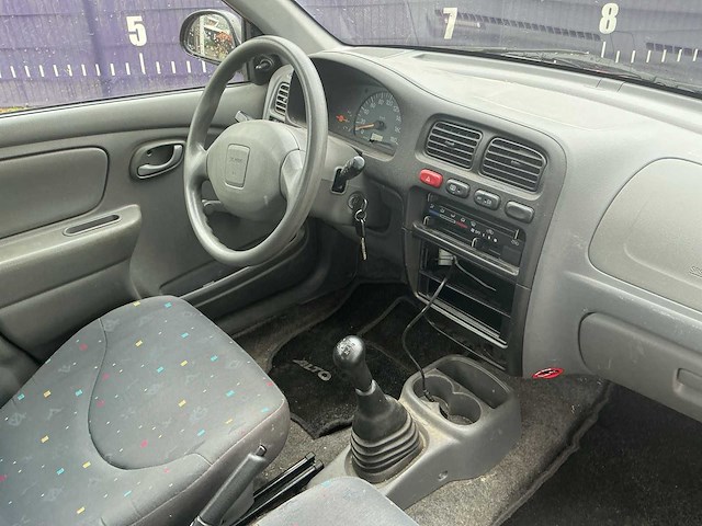 2002 - suzuki - alto - 1.1 gl - personenauto - afbeelding 8 van  11