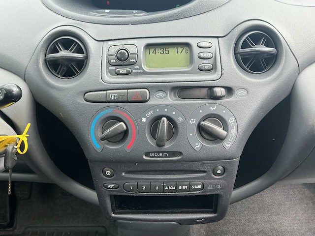 2002 - toyota - yaris - 1.0-16v vvt-i yorin - personenauto - afbeelding 10 van  11