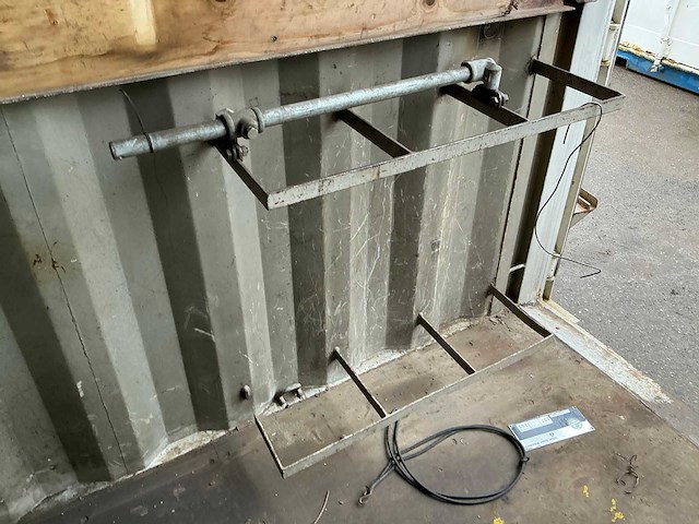 2002 20ft zeecontainer met werkplaatsinrichting - afbeelding 5 van  23