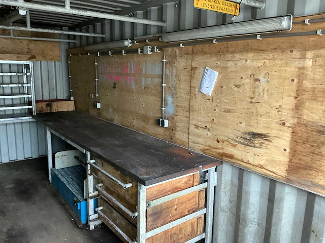 2002 20ft zeecontainer met werkplaatsinrichting - afbeelding 6 van  23