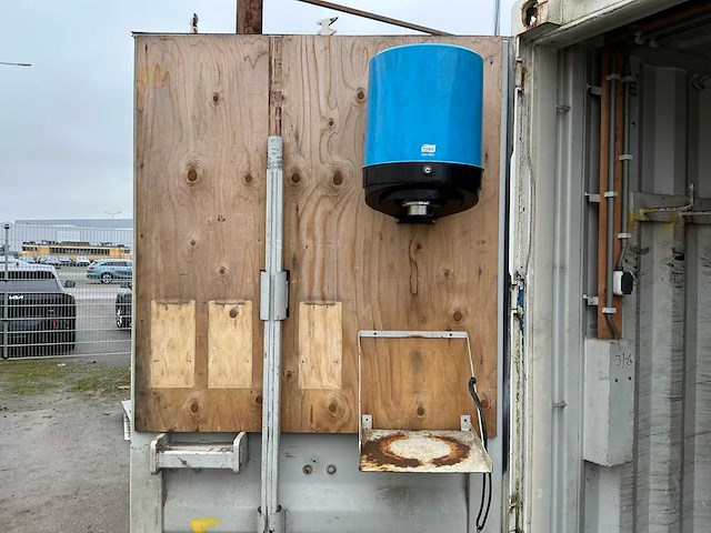 2002 20ft zeecontainer met werkplaatsinrichting - afbeelding 9 van  23