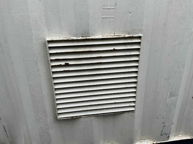 2002 20ft zeecontainer met werkplaatsinrichting - afbeelding 14 van  23