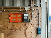 2002 20ft zeecontainer met werkplaatsinrichting - afbeelding 20 van  23