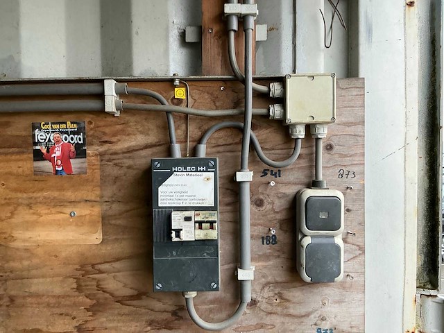 2002 20ft zeecontainer met werkplaatsinrichting - afbeelding 3 van  15