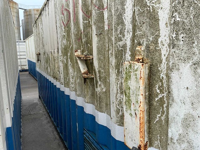 2002 20ft zeecontainer met werkplaatsinrichting - afbeelding 10 van  15