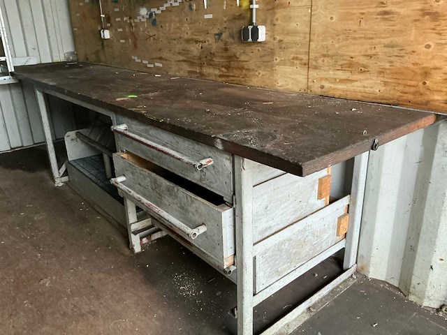 2002 20ft zeecontainer met werkplaatsinrichting - afbeelding 15 van  15