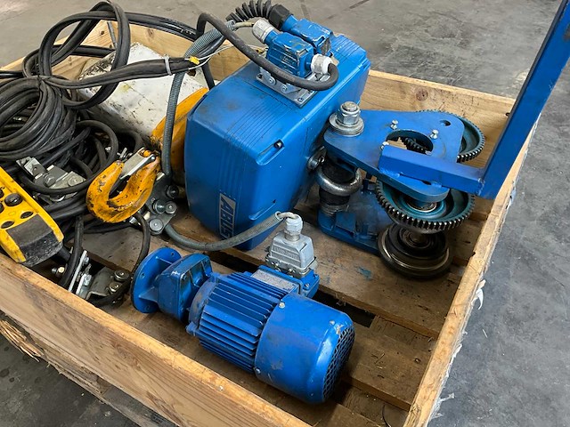 2002 abus gm5 elektrische kettingtakel met loopkat - afbeelding 4 van  6