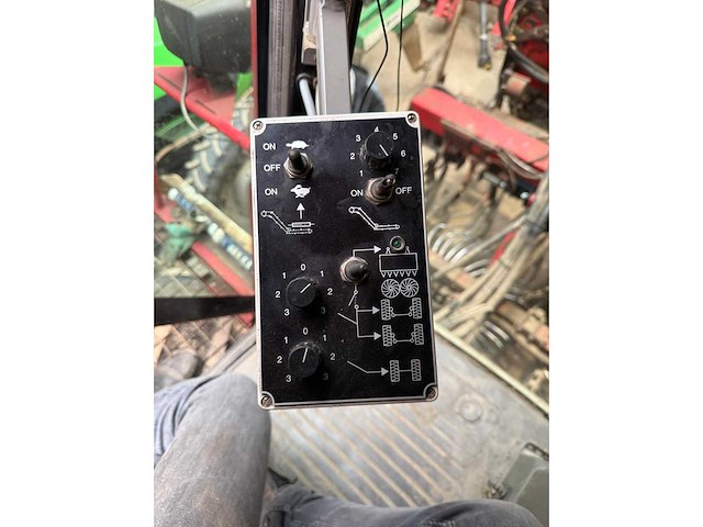 2002 agrifac wkm bix six bietenrooier - afbeelding 18 van  34