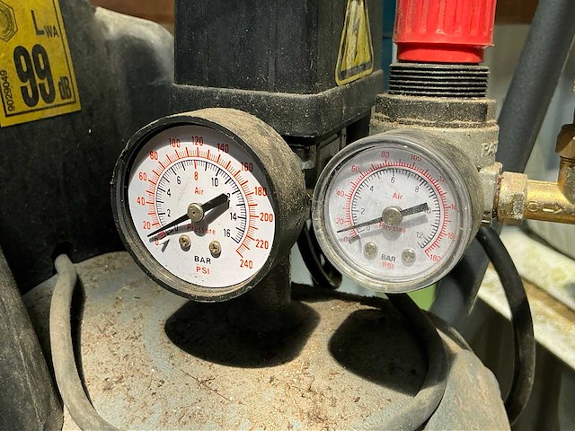 2002 airpress pole position olievrije compressor - afbeelding 5 van  5
