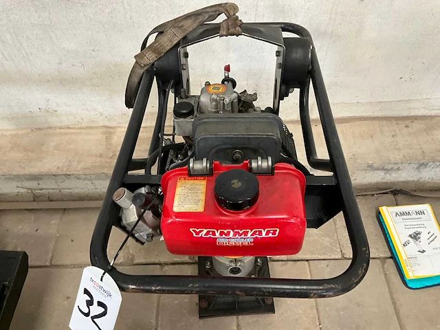 2002 ammann ads-70 trilstamper - afbeelding 4 van  6