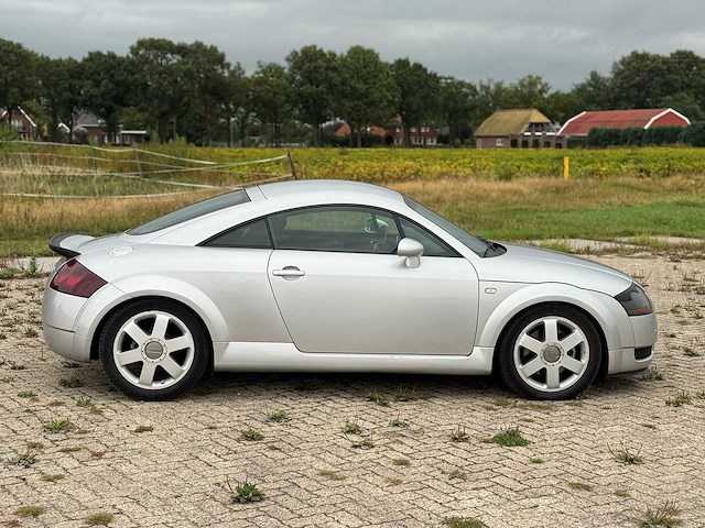 2002 audi tt 1.8 5v turbo - afbeelding 24 van  27