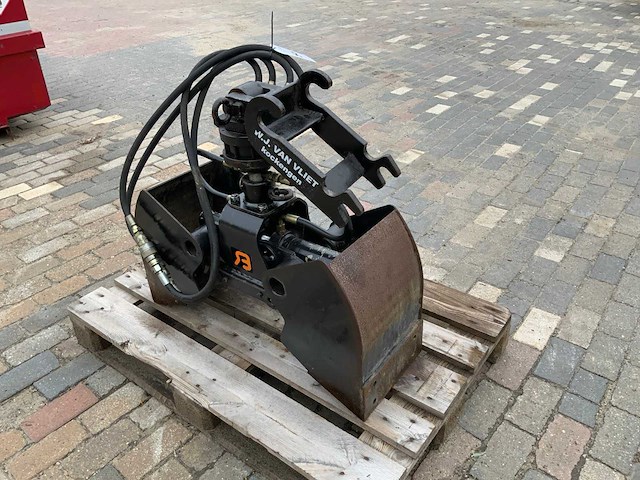 2002 bakker b.v. hhb-30 roterende knijpbak (cw-05) - afbeelding 3 van  5