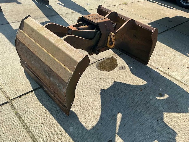 2002 bakker grijper - afbeelding 9 van  13