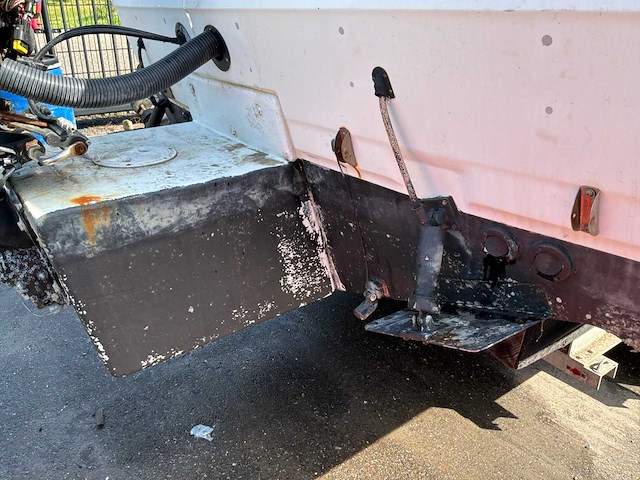 2002 bayliner profi speedboot - afbeelding 65 van  71