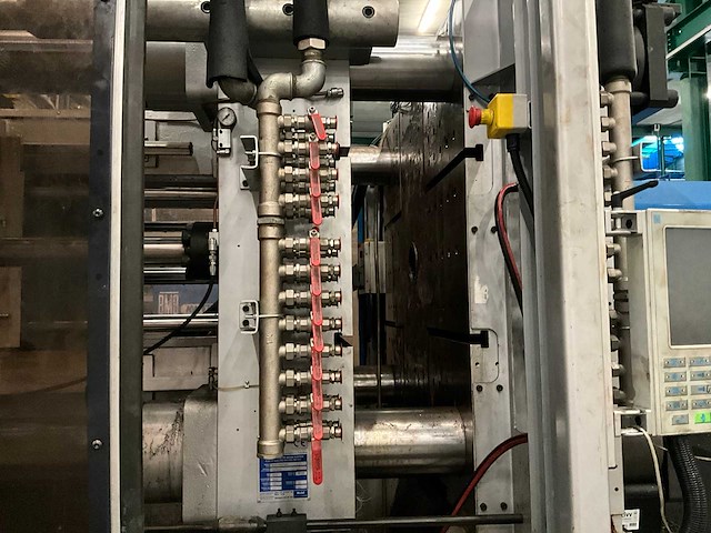 2002 bmb kw 70pi/7000 spuitgietmachine - afbeelding 9 van  35