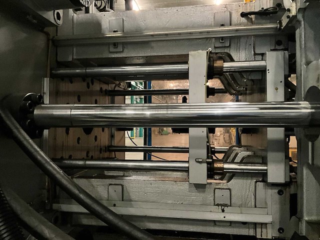 2002 bmb kw 70pi/7000 spuitgietmachine - afbeelding 18 van  35