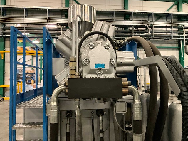 2002 bmb kw 70pi/7000 spuitgietmachine - afbeelding 32 van  35