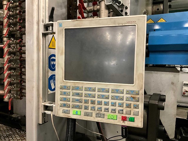 2002 bmb kw 70pi/7000 spuitgietmachine - afbeelding 2 van  6