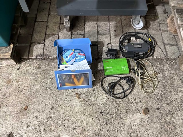 2002 bosch fis 550 automotive diagnostische apparaat - afbeelding 3 van  5