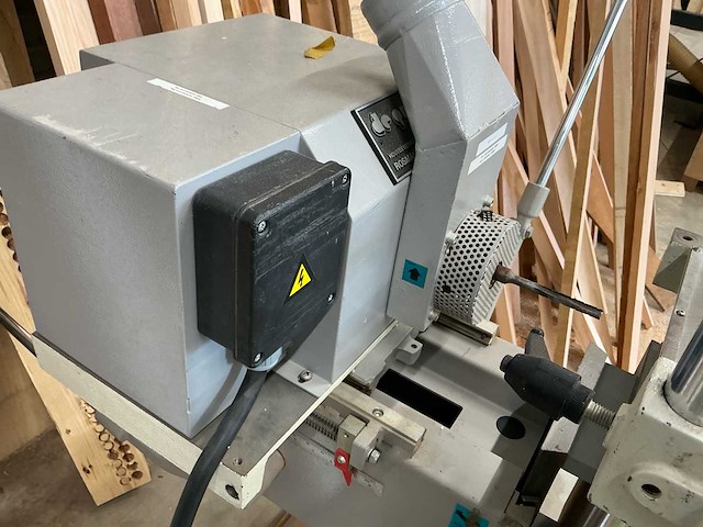 2002 casadei cp250 langgatboormachine - afbeelding 11 van  18