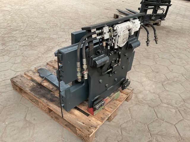 2002 cascade rotator/verspreider fem2 vorkenbord - afbeelding 6 van  7