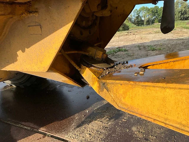 2002 caterpillar 725 dumper - afbeelding 39 van  45