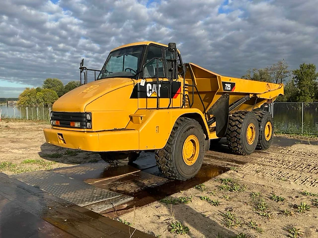 2002 caterpillar 725 dumper - afbeelding 36 van  45
