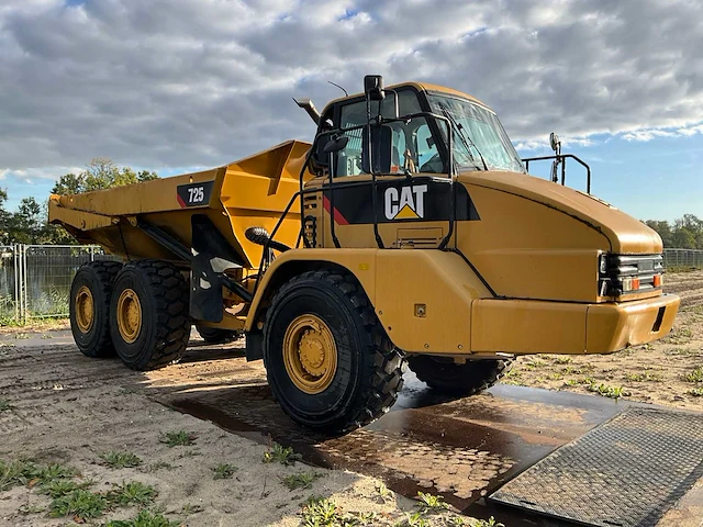 2002 caterpillar 725 dumper - afbeelding 40 van  45