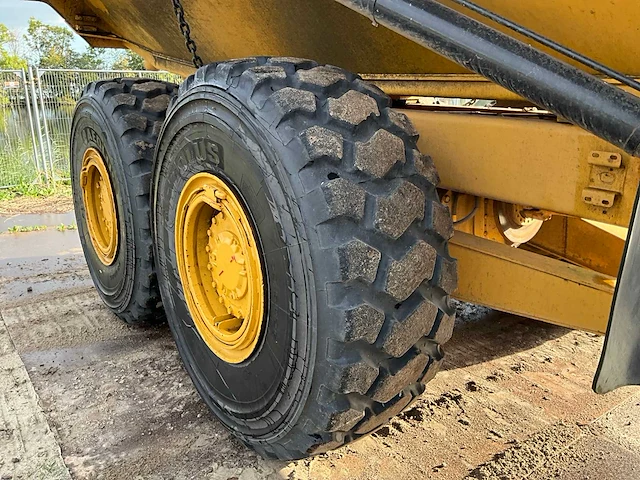 2002 caterpillar 725 dumper - afbeelding 27 van  45