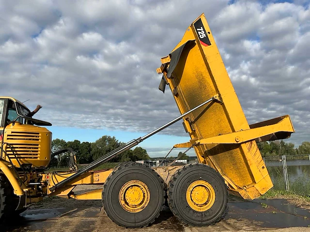 2002 caterpillar 725 dumper - afbeelding 45 van  45