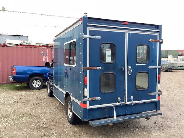 2002 chevrolet bedrijfswagen - afbeelding 11 van  15