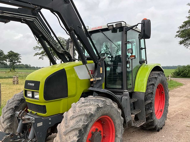 2002 claas ares 656 rz vierwielaangedreven landbouwtractor met voorlader - afbeelding 2 van  48