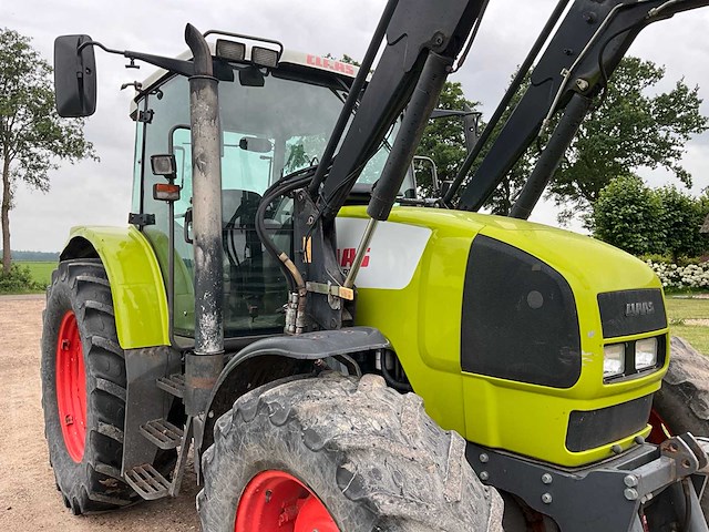 2002 claas ares 656 rz vierwielaangedreven landbouwtractor met voorlader - afbeelding 3 van  48
