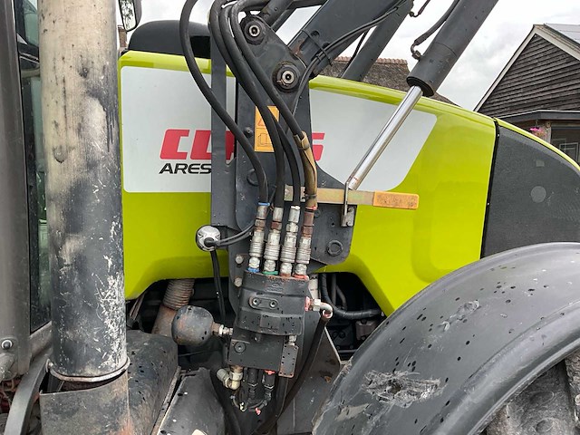 2002 claas ares 656 rz vierwielaangedreven landbouwtractor met voorlader - afbeelding 6 van  48