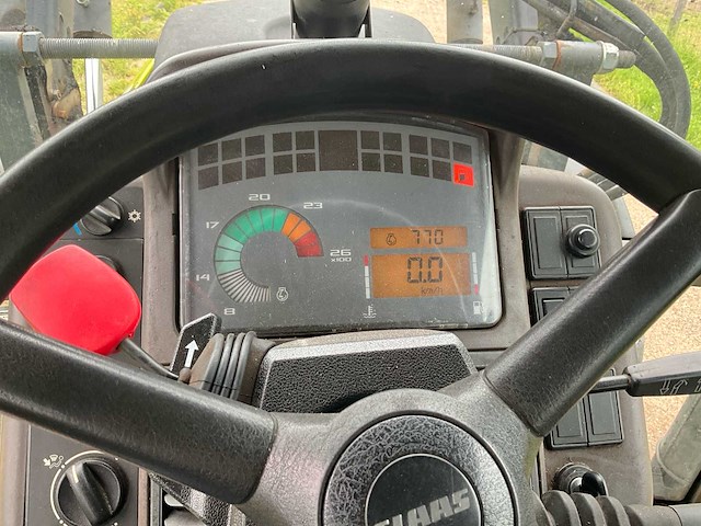2002 claas ares 656 rz vierwielaangedreven landbouwtractor met voorlader - afbeelding 26 van  48