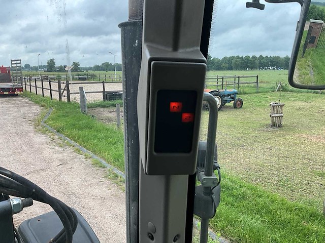 2002 claas ares 656 rz vierwielaangedreven landbouwtractor met voorlader - afbeelding 28 van  48