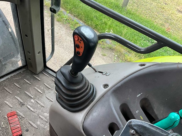 2002 claas ares 656 rz vierwielaangedreven landbouwtractor met voorlader - afbeelding 31 van  48