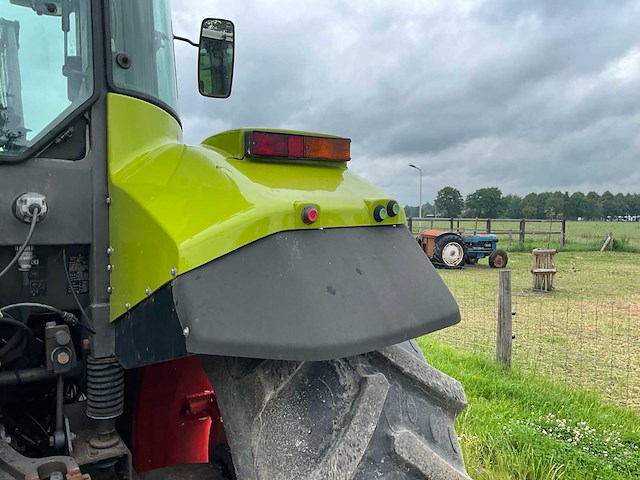 2002 claas ares 656 rz vierwielaangedreven landbouwtractor met voorlader - afbeelding 16 van  26