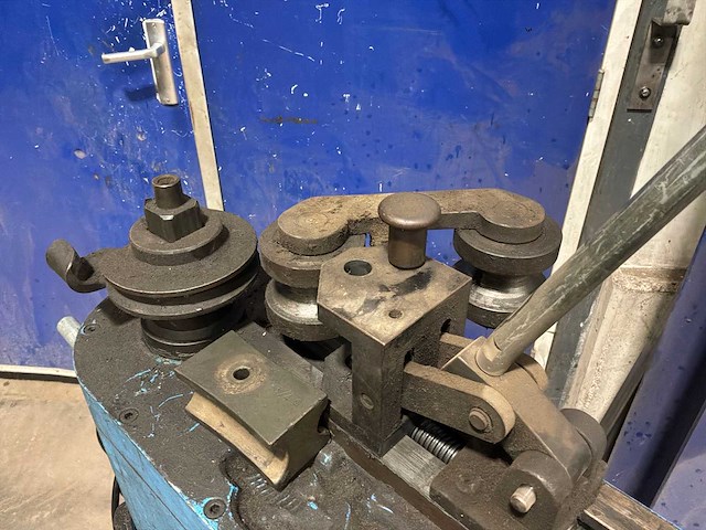 2002 coc uni60a1d buigmachine - afbeelding 5 van  8