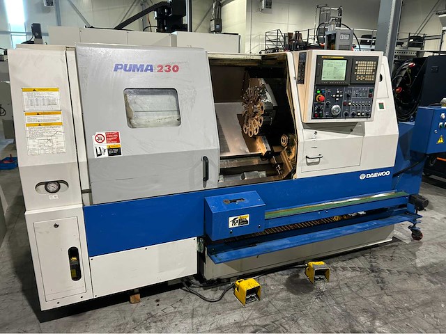 2002 daewoo puma 230b cnc-draaibank - afbeelding 1 van  17