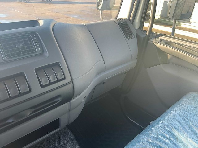 2002 daf lf 45.220 vrachtwagen (1420km!) - afbeelding 39 van  65