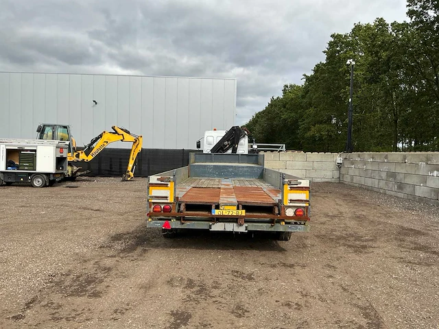 2002 daf lf 55.180 vrachtwagen met palfinger pk7000 autolaadkraan en baveck 150 oplegger - afbeelding 33 van  84