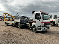 2002 daf lf 55.180 vrachtwagen met palfinger pk7000 autolaadkraan en baveck 150 oplegger - afbeelding 2 van  80