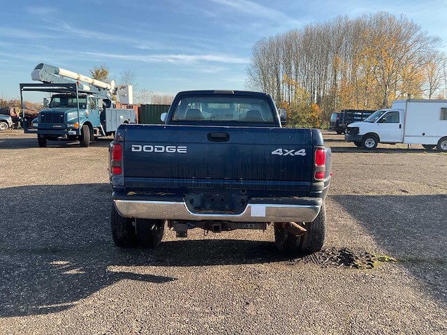 2002 daimler chrysler dodge ram 3500 pick up bedrijfswagen - afbeelding 7 van  17